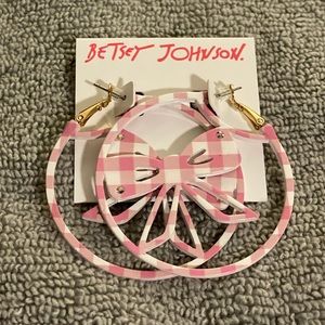 Betsey Johnson LILY FLOWER BOW HOOPS PINK